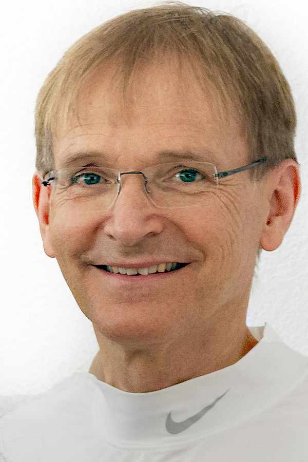 Dr. med. Rolf Lindt